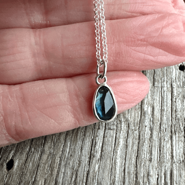 Sapphire Pendant 