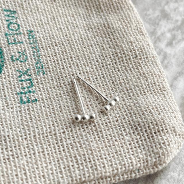 Tiny Dotty Bar Studs 