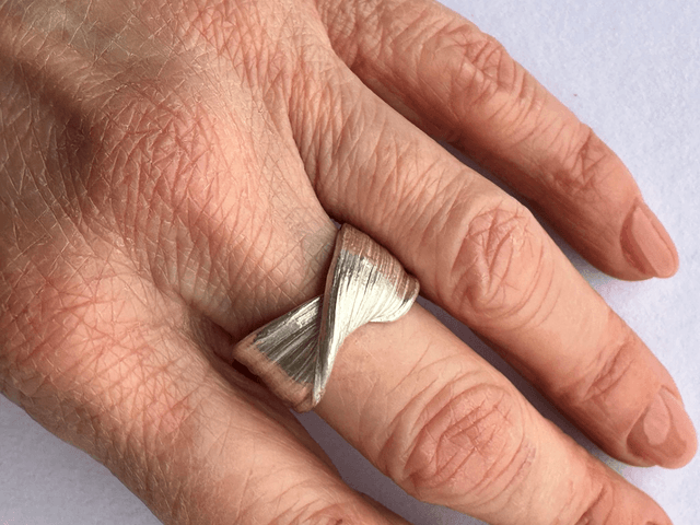 Silk Ribbon Ring With A Twist 