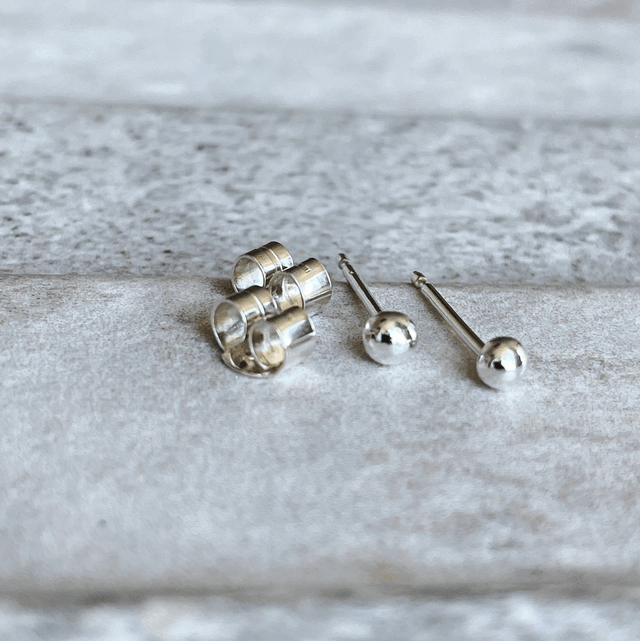 Tiny Dot Studs