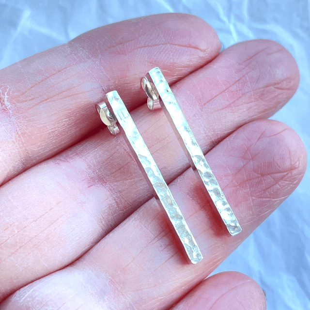 Large Hammer Texture Bar Studs
