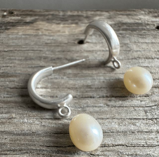 Teardrop Pearl Huggies