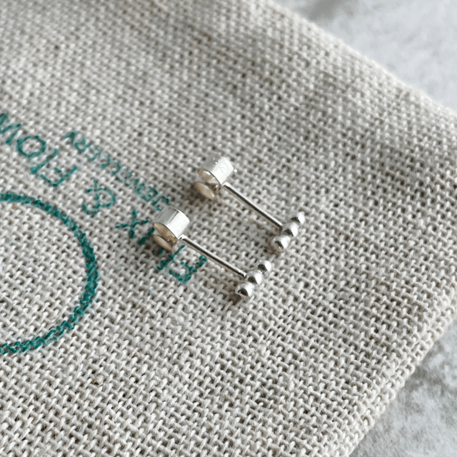 Tiny Dotty Bar Studs 