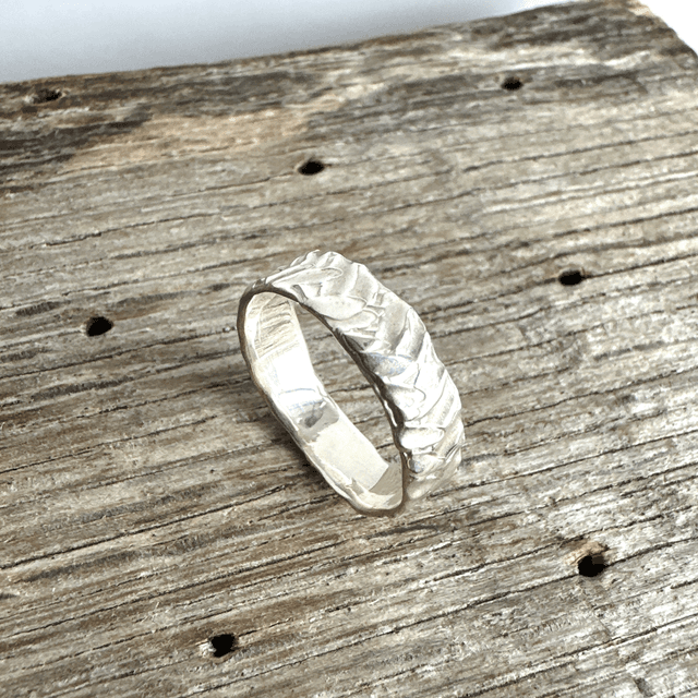Textured Band