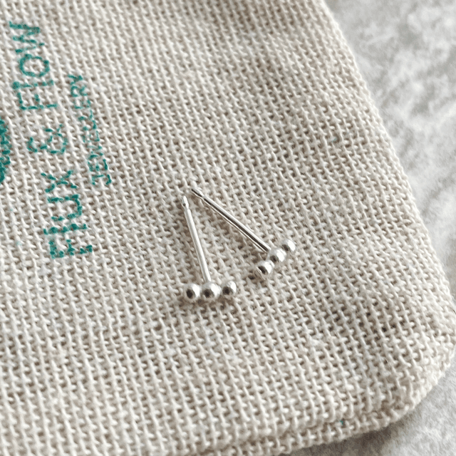 Tiny Dotty Bar Studs 