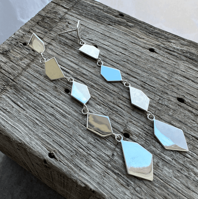 5 Fragments Long Drop Earrings 